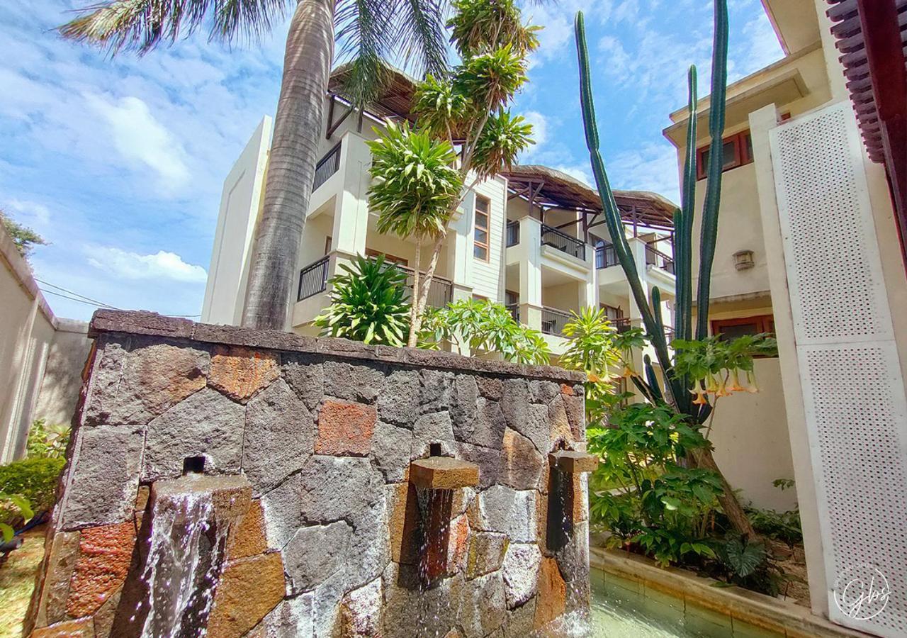 Grand Bay Suites Exterior foto