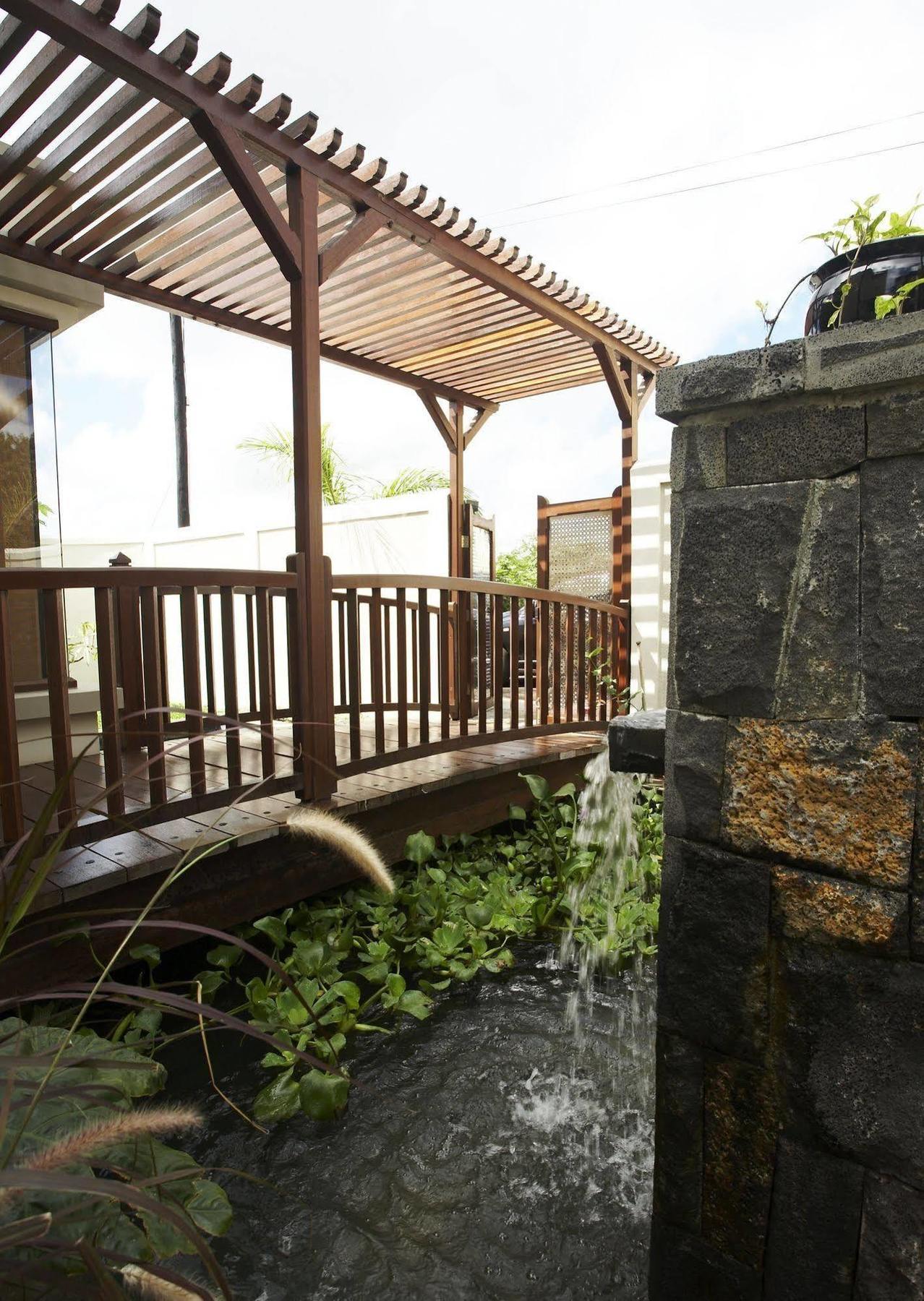 Grand Bay Suites Exterior foto